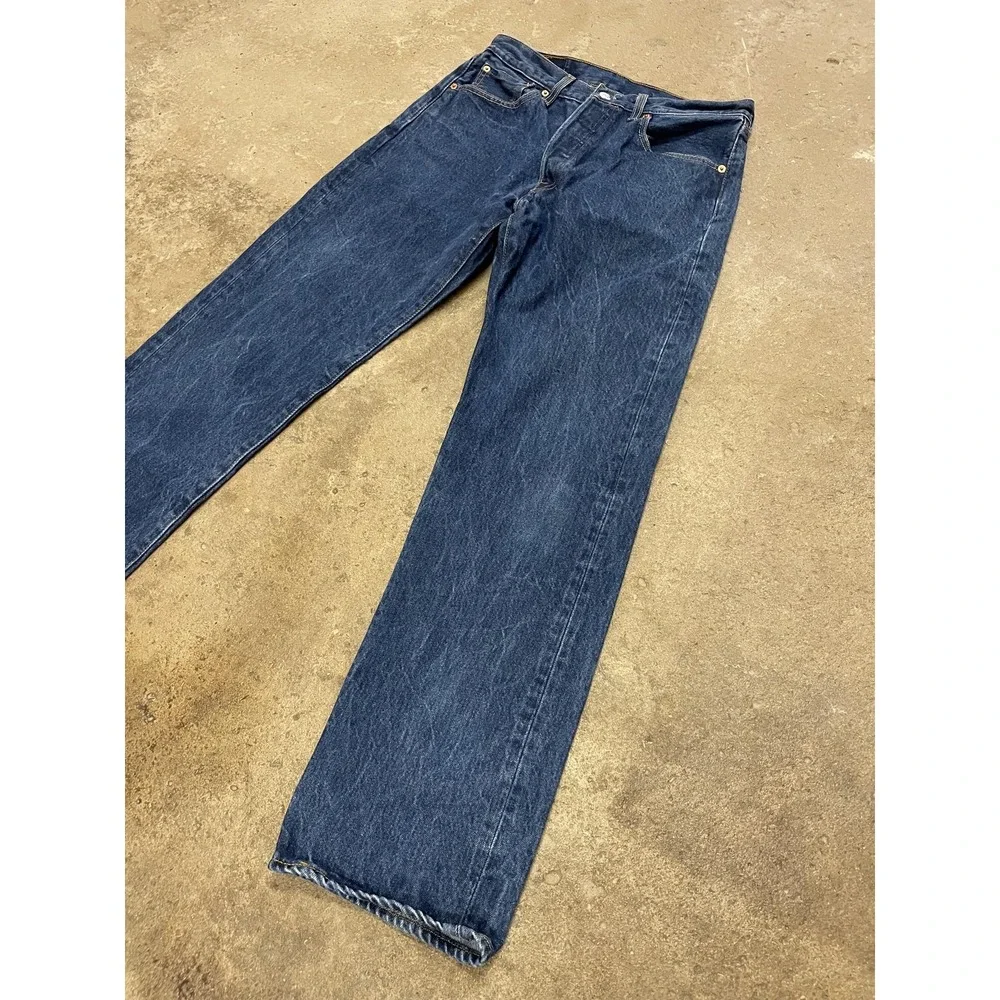 Levis 501 Jeans Mens 33x34‎ Medium Wash Blue Straight Leg Button Fly Waterless